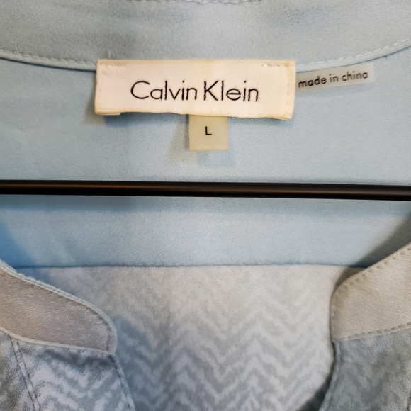 EUC Calvin Klein Ombre Mixed Pattern Utility Button Front Blouse - Picture 10 of 12